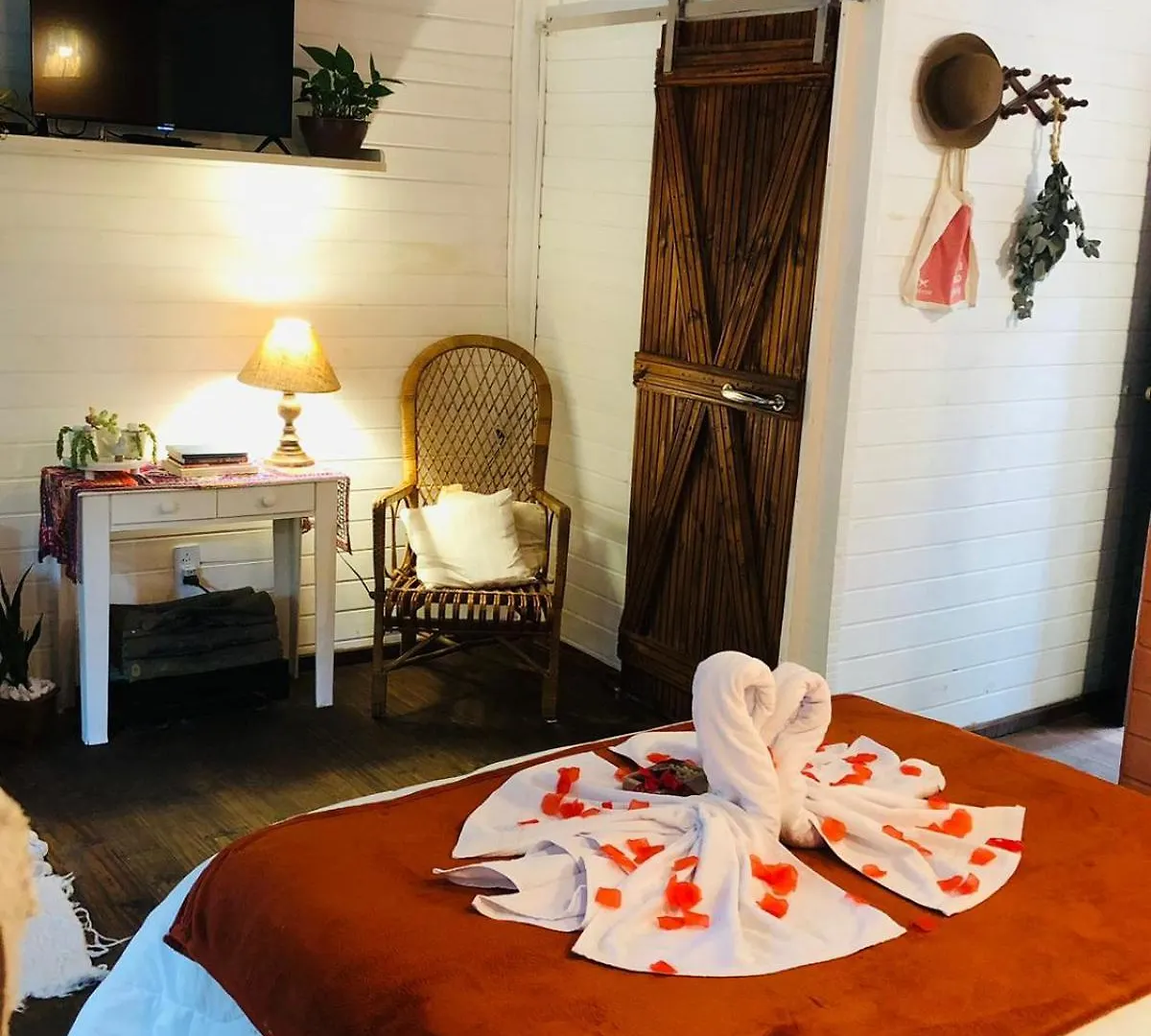 Petite House Com Hidromassagem Villa Campos do Jordao 0*,  Brazil
